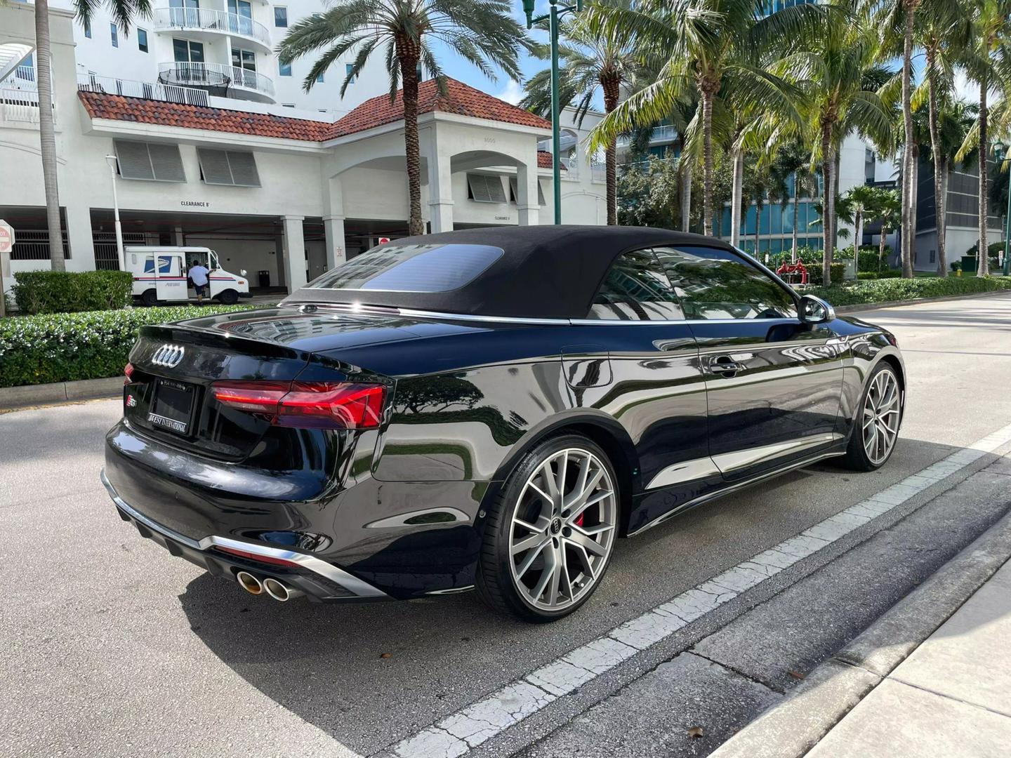 2024 Audi S5 Cabriolet Prestige photo 10