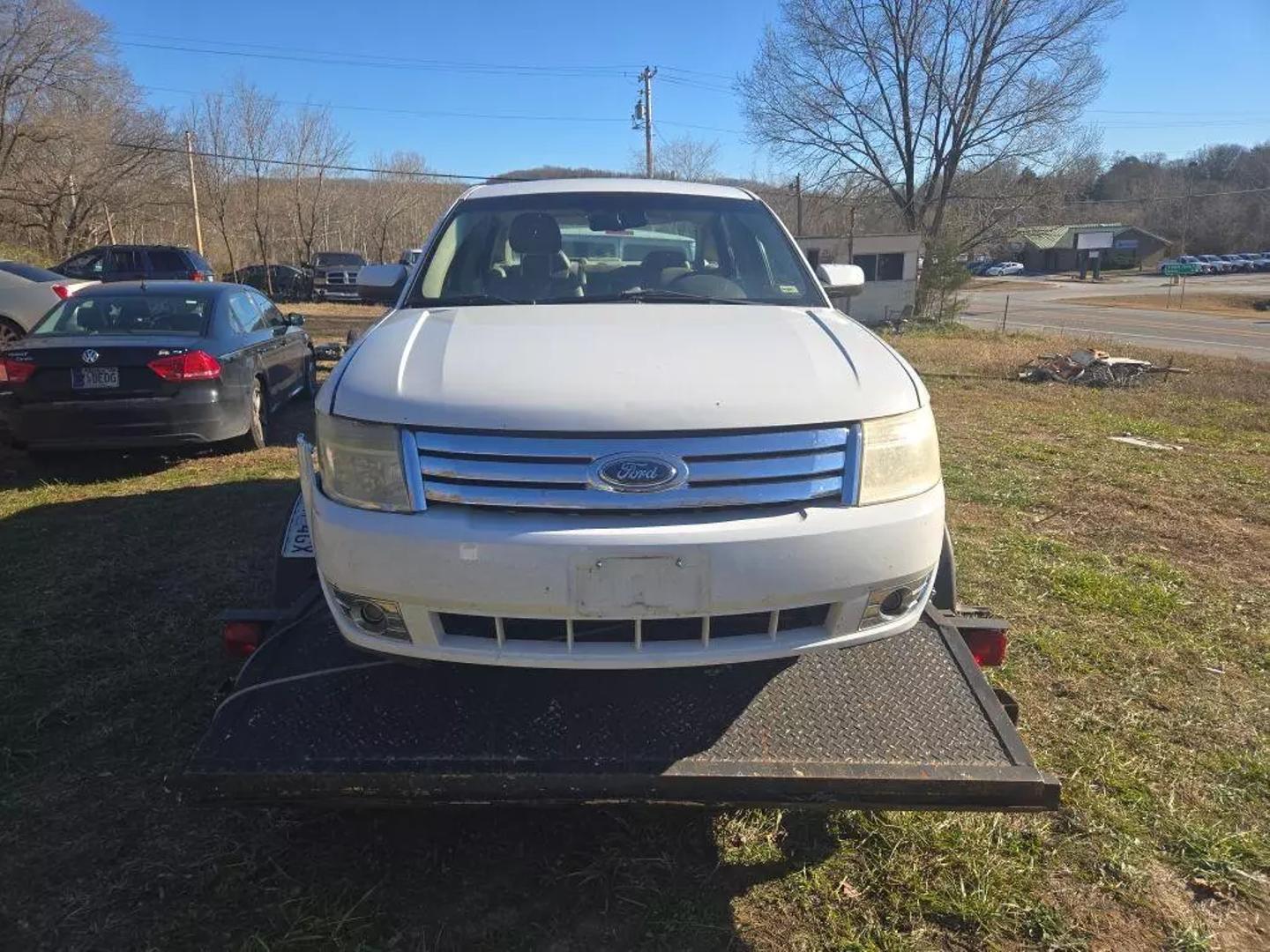 2008 Ford Taurus SEL photo 7