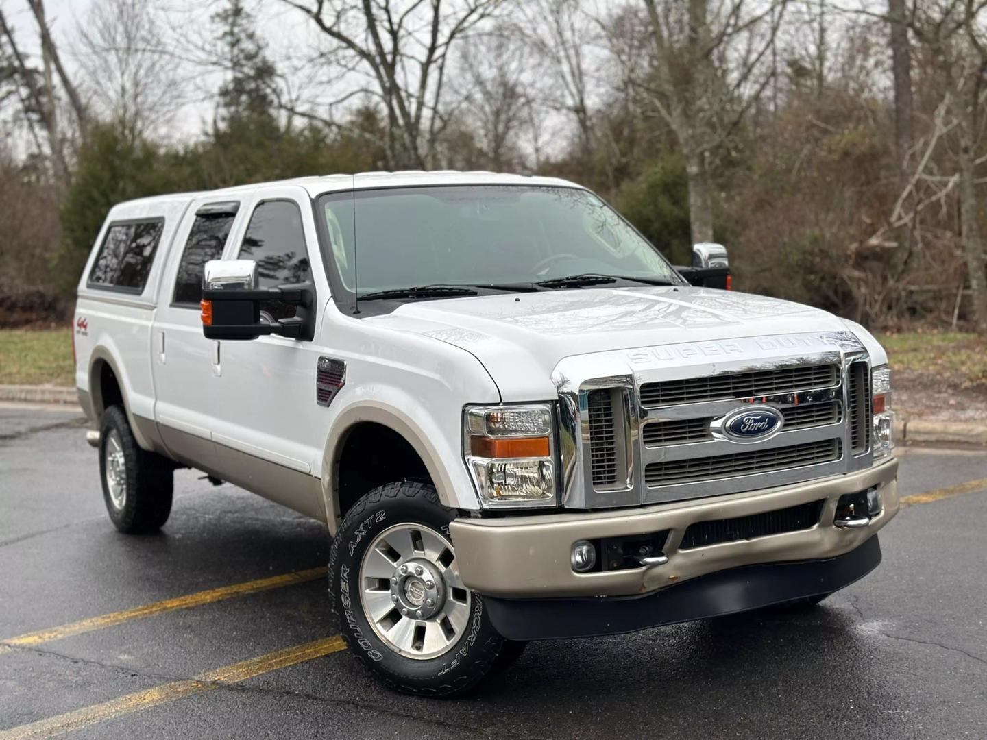 Ford F-350 Super Duty's photo