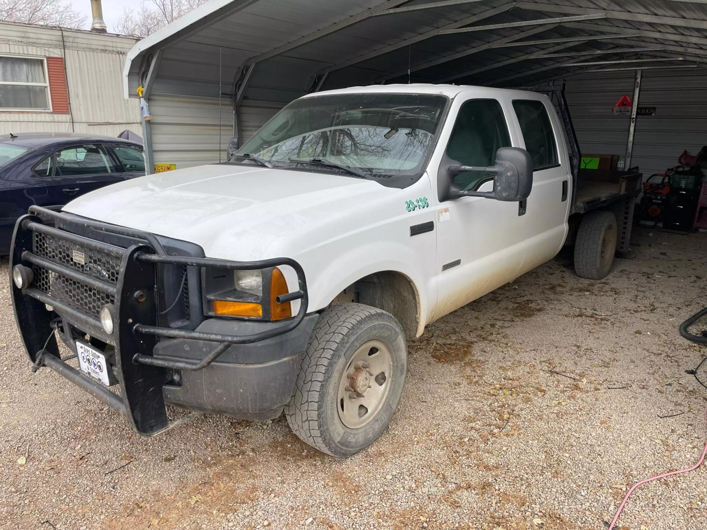 Ford F-350 Super Duty's photo