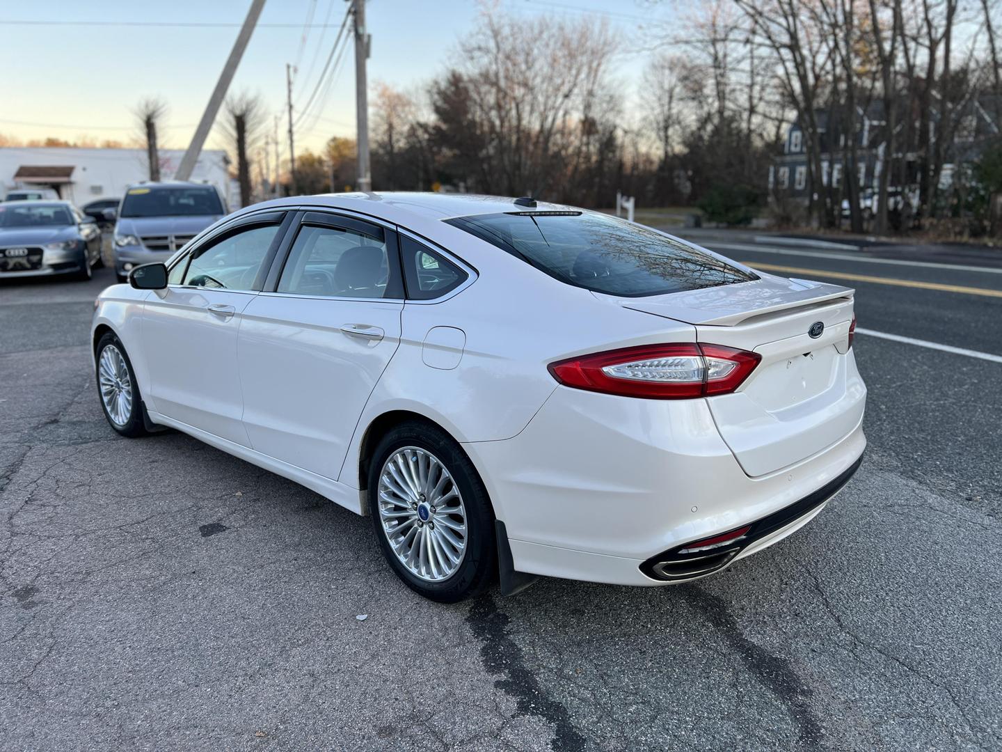 2013 Ford Fusion Titanium photo 3