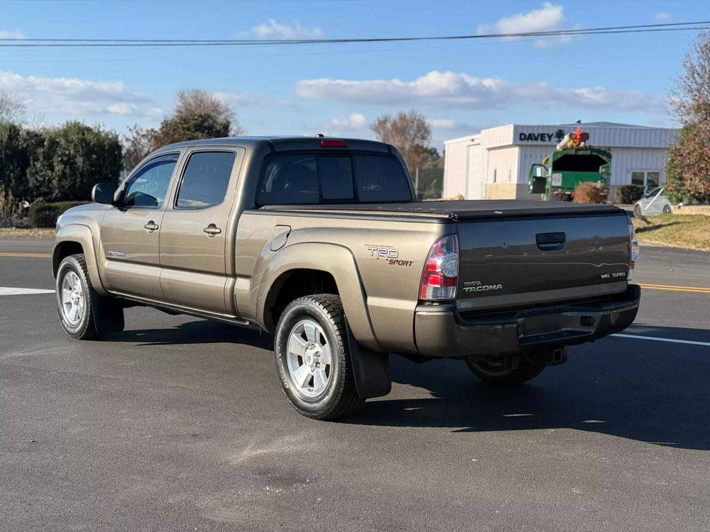 2010 Toyota Tacoma Base photo 8