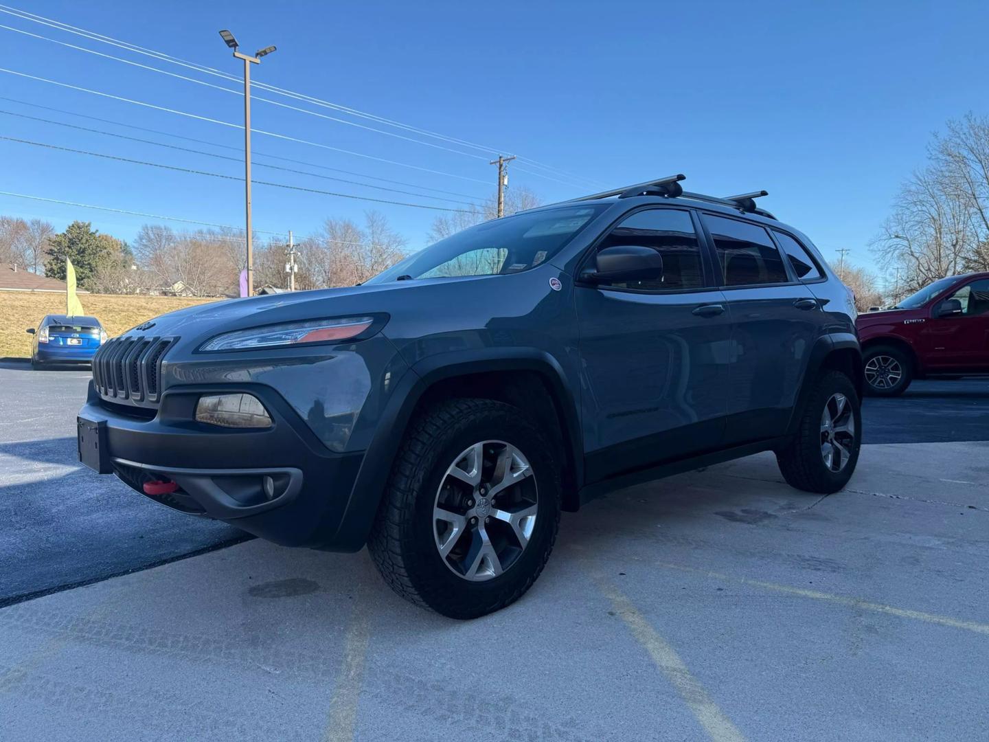 2015 Jeep Cherokee Trailhawk photo 2