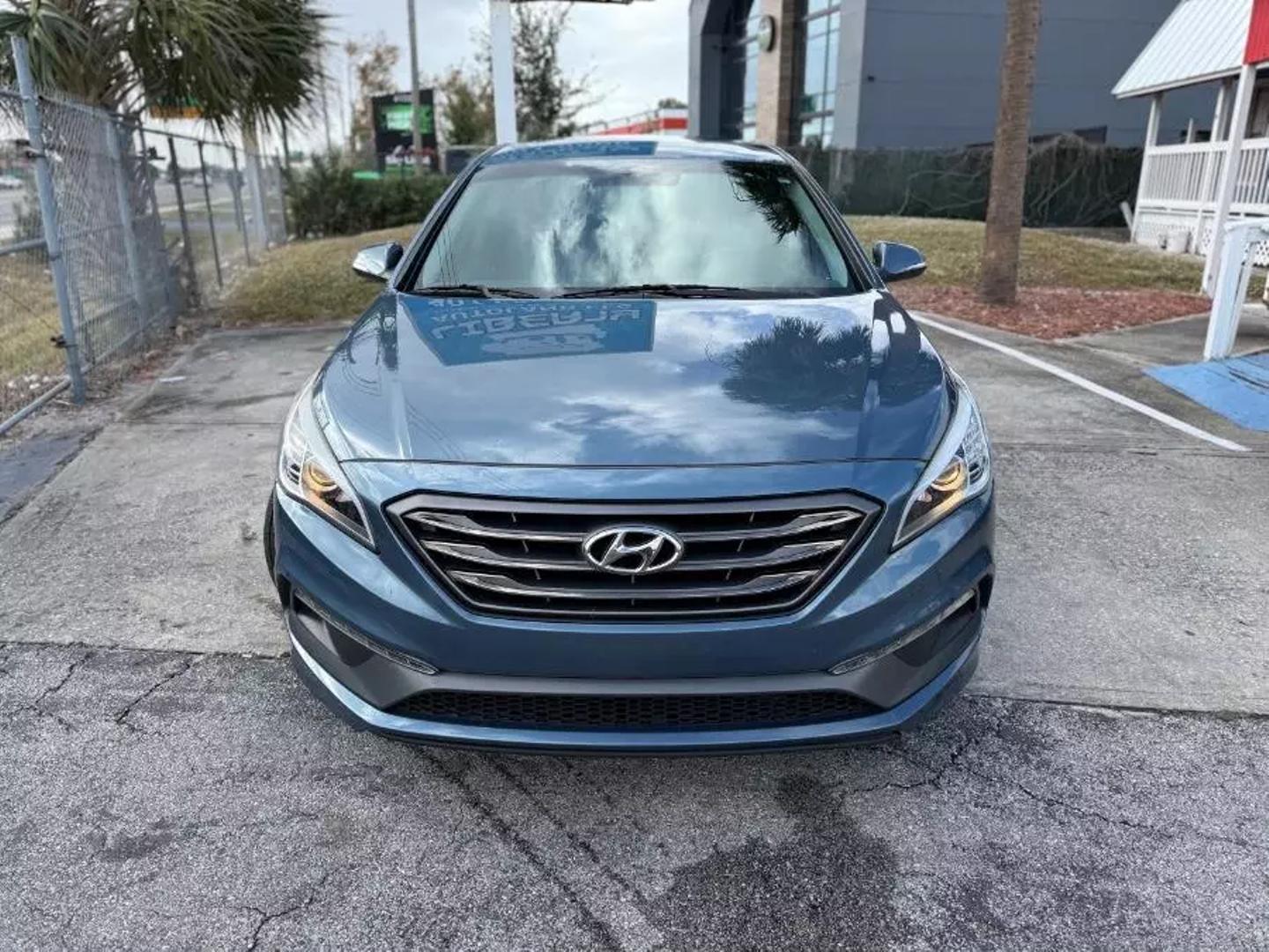 2016 Hyundai Sonata Sport photo 3