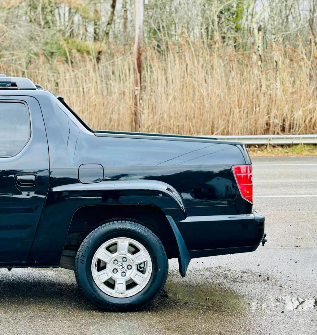 2009 Honda Ridgeline RTS photo 13