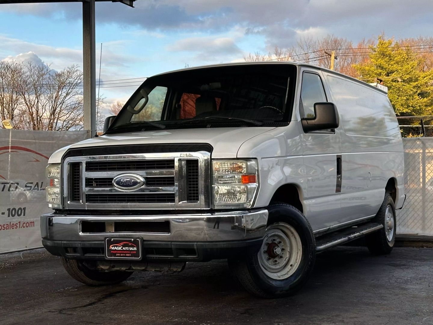 2013 Ford E250 Cargo - Image 1