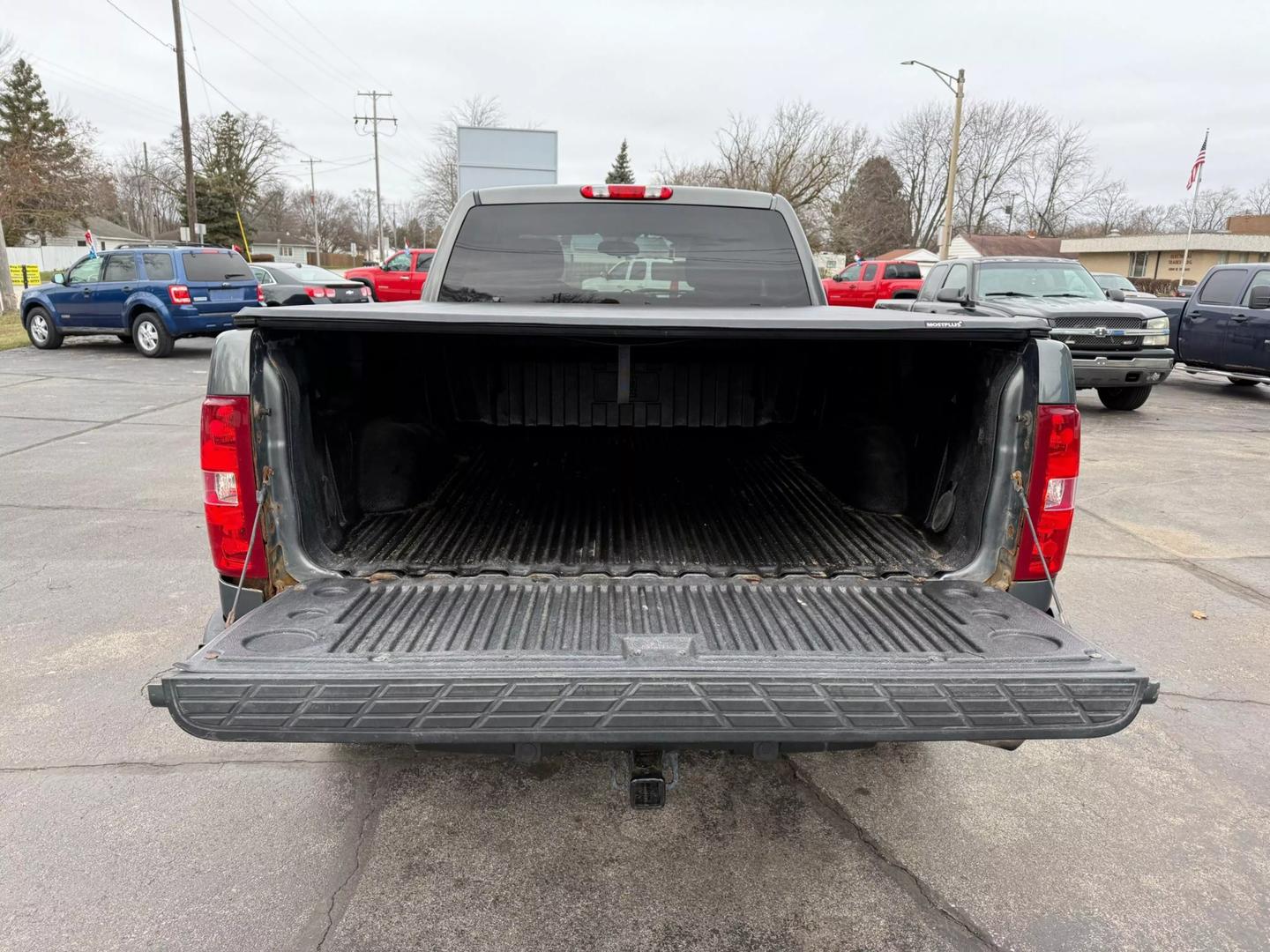 2011 Chevrolet Silverado 1500 LT photo 6