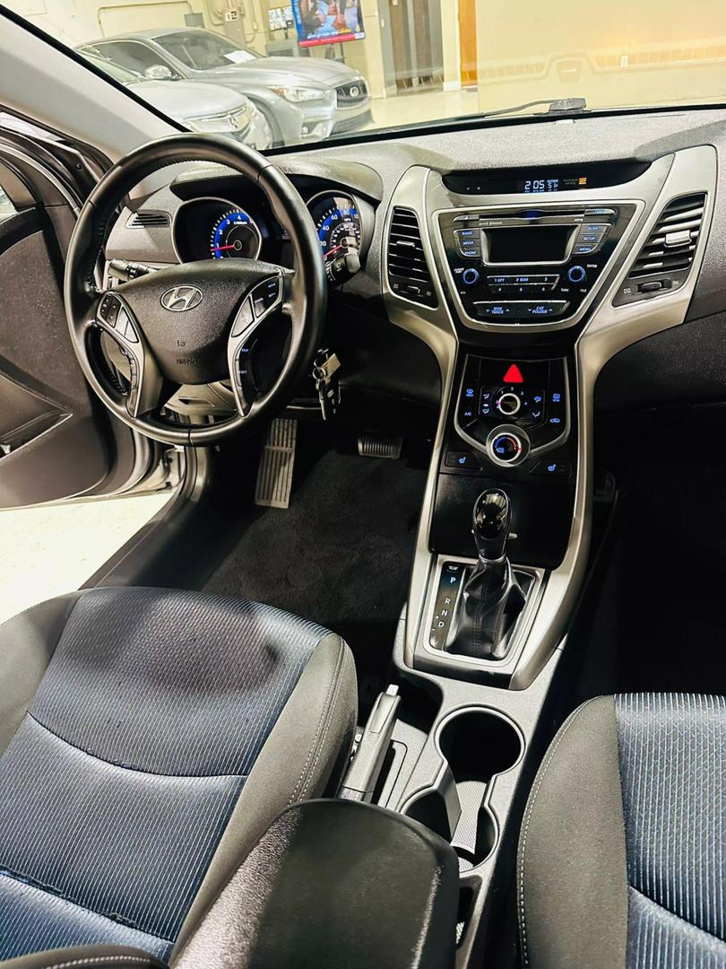 2014 Hyundai Elantra Coupe Base photo 30