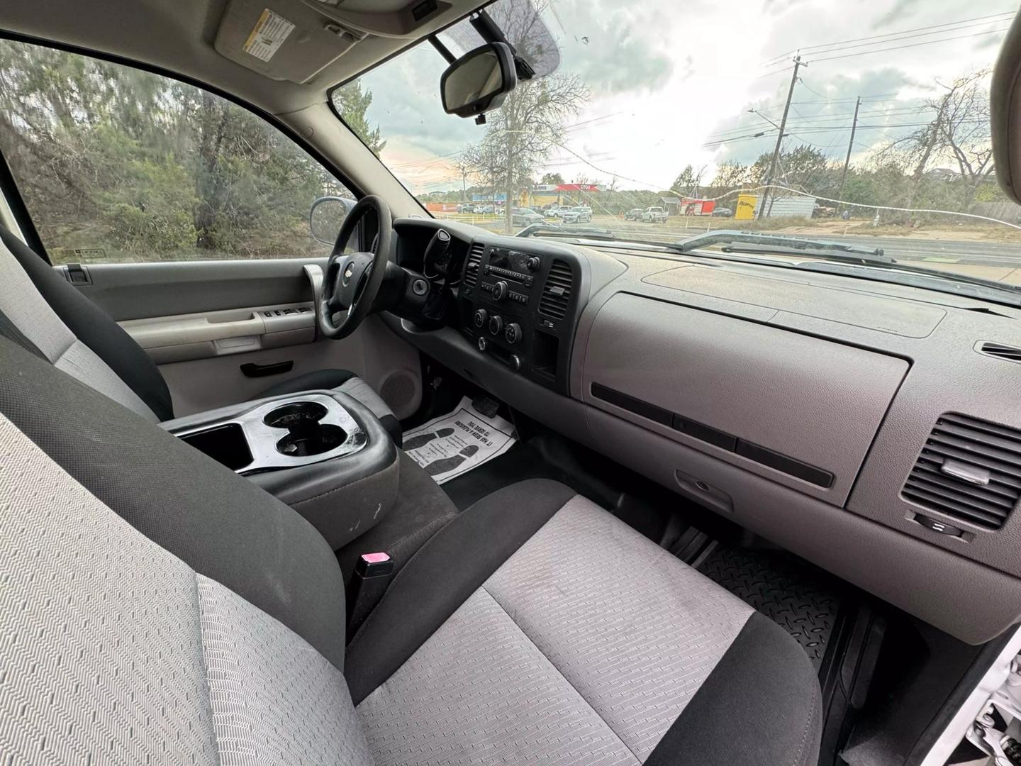 2008 Chevrolet Silverado 1500 Work Truck photo 21