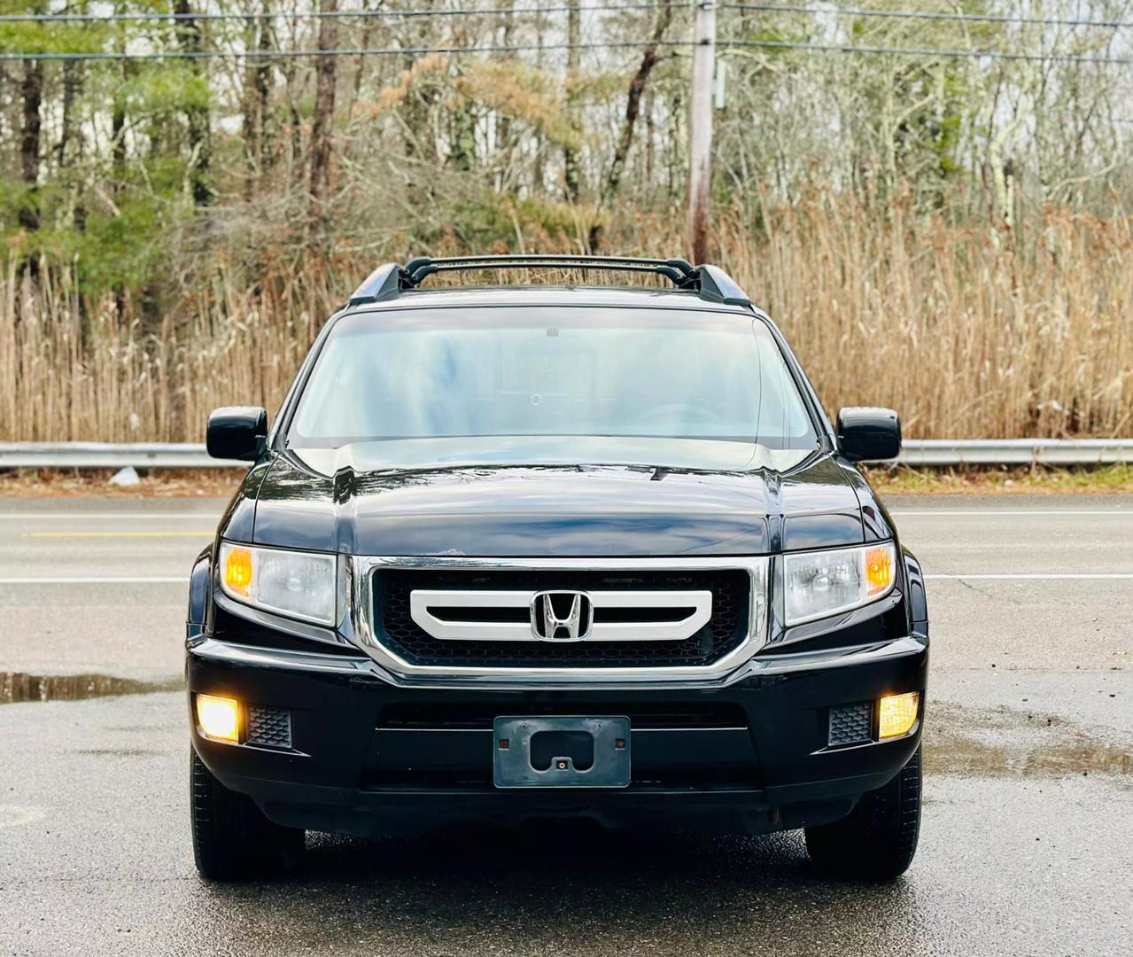 2009 Honda Ridgeline RTS photo 2