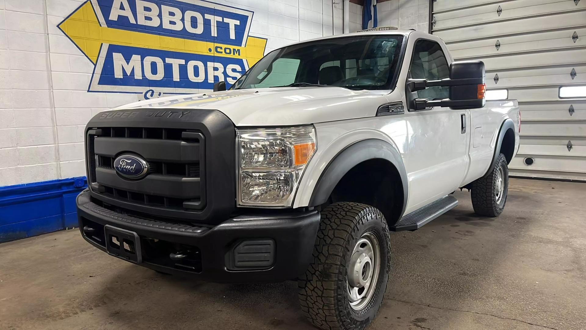 2014 Ford F-350 Super Duty XL photo 1