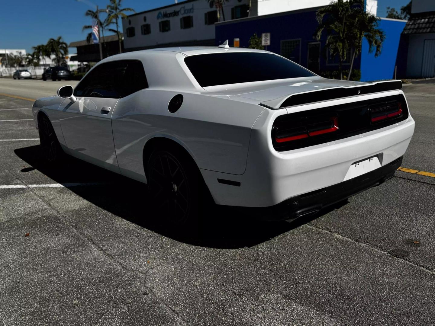 2015 Dodge Challenger R/T photo 6