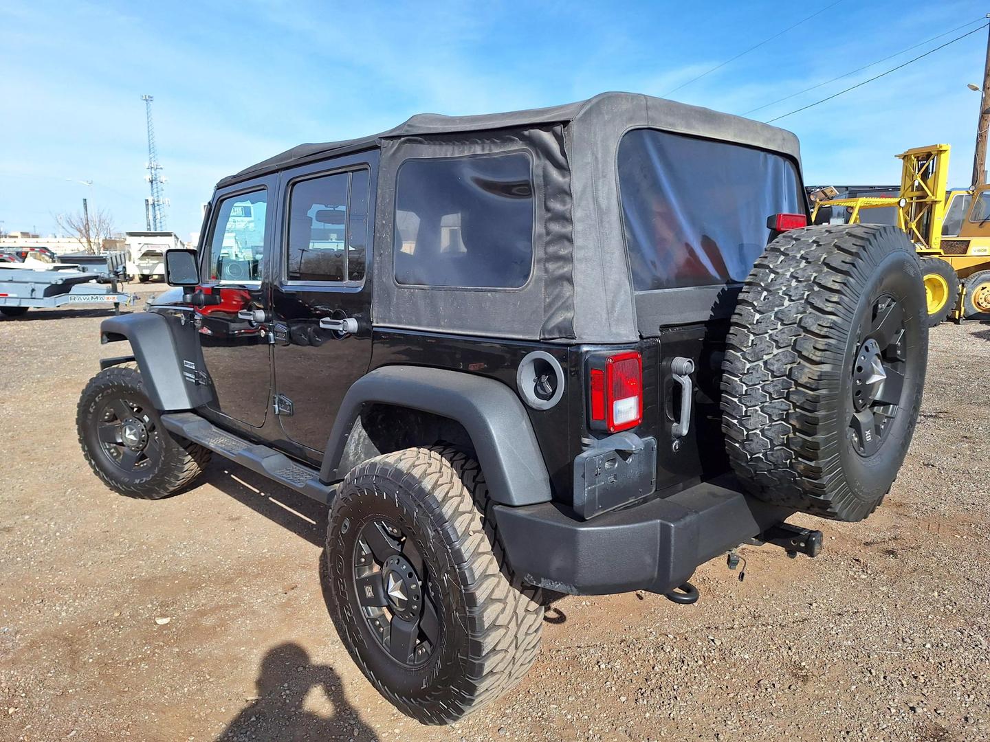 2016 Jeep Wrangler Unlimited Sport S photo 7