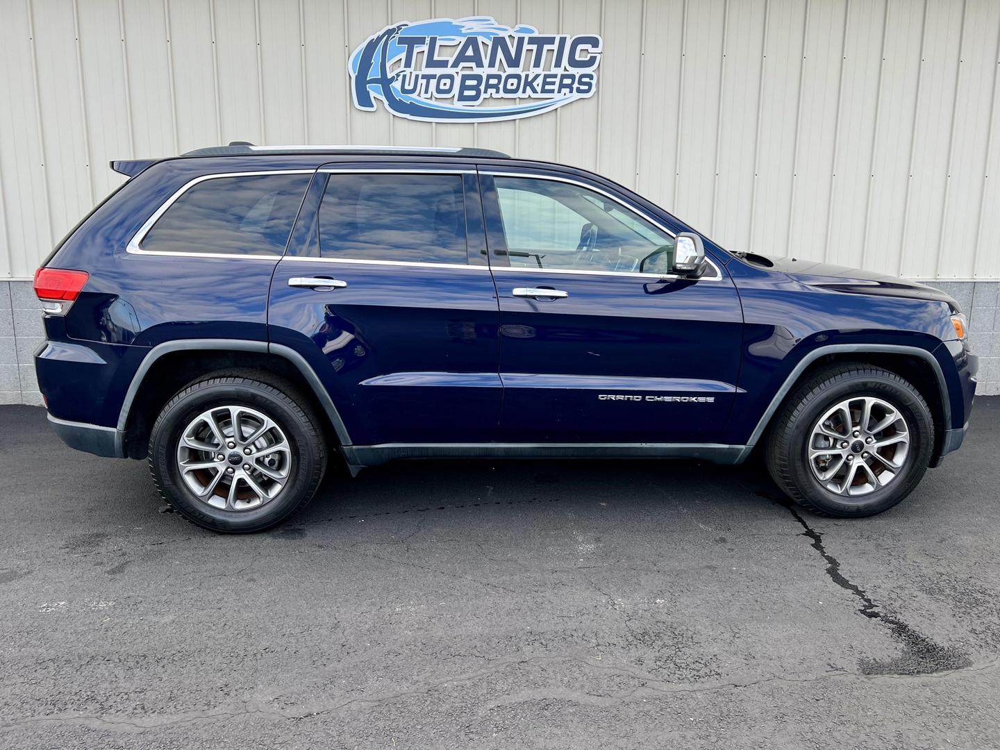 2014 Jeep Grand Cherokee Limited photo 3