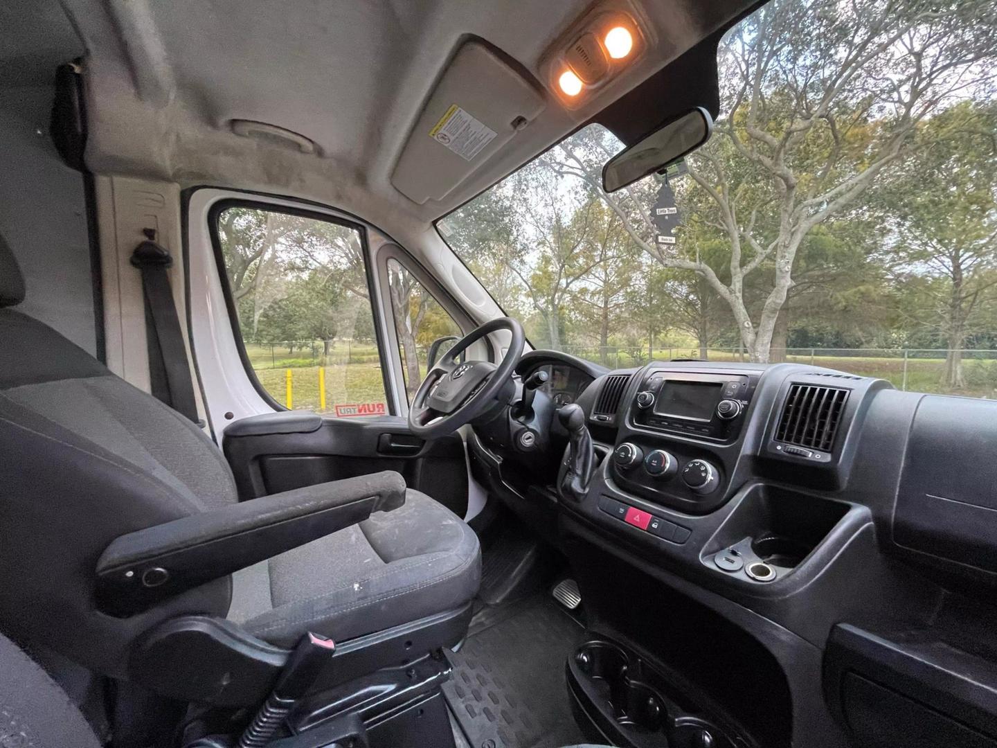 2019 RAM ProMaster Cargo Van Base photo 18