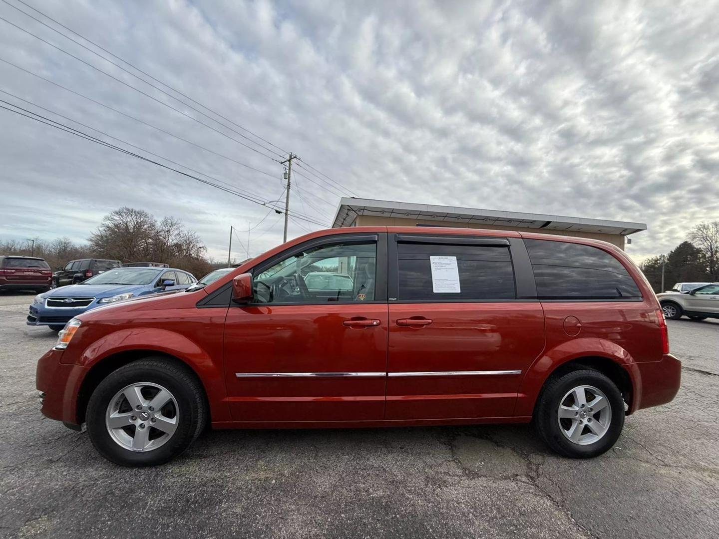 2008 Dodge Grand Caravan SXT photo 3