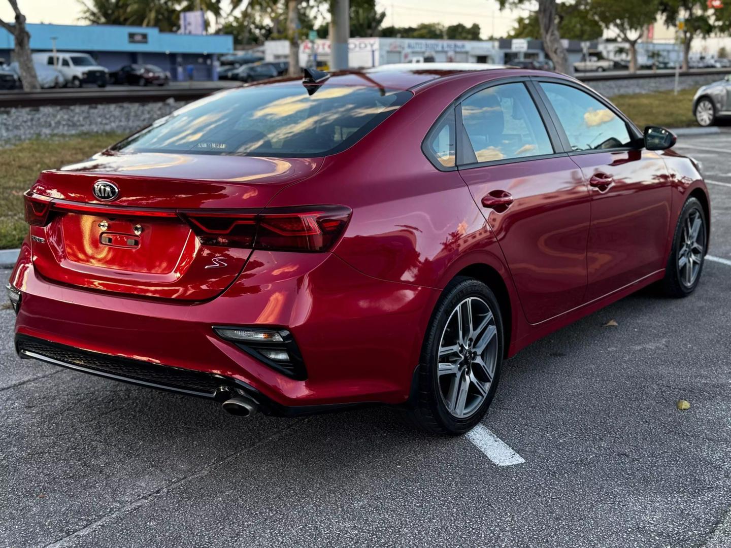 2019 Kia FORTE S photo 5