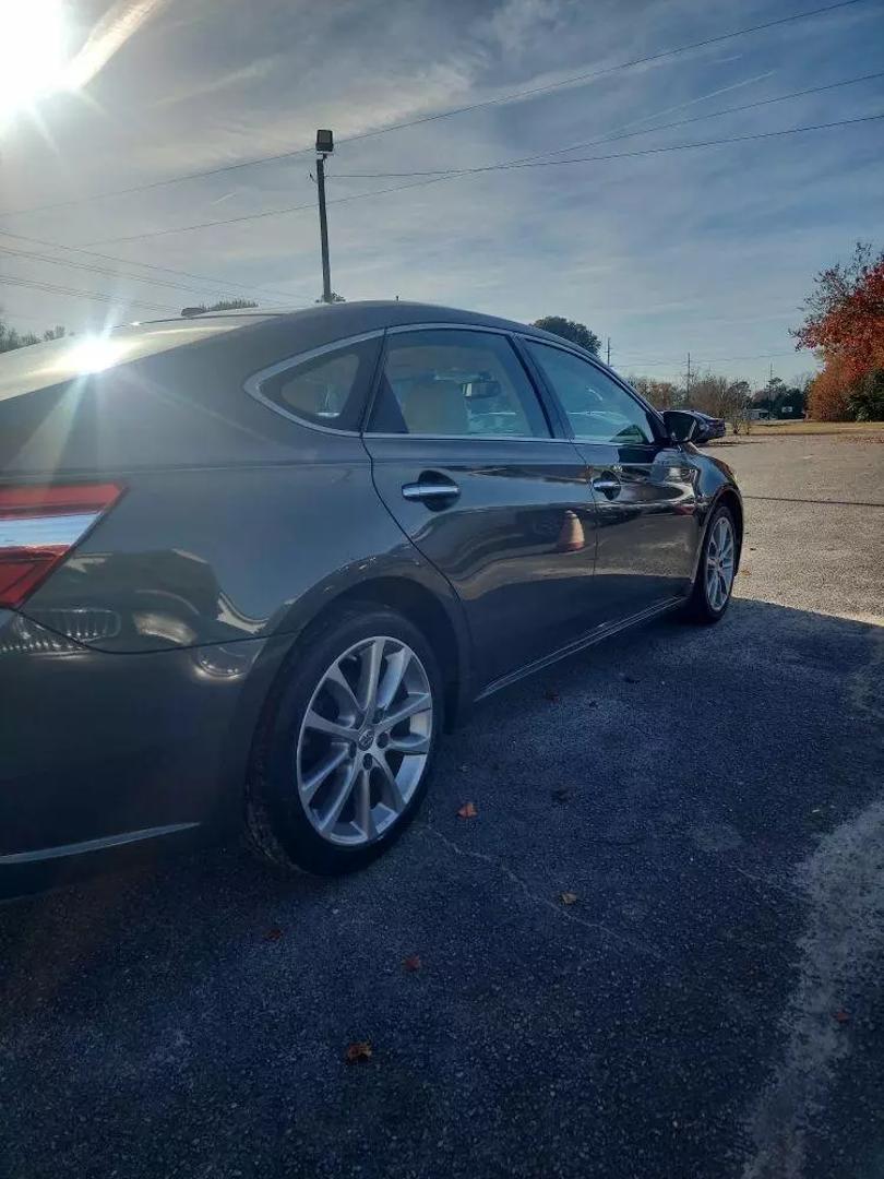 2014 Toyota Avalon XLE Touring photo 4