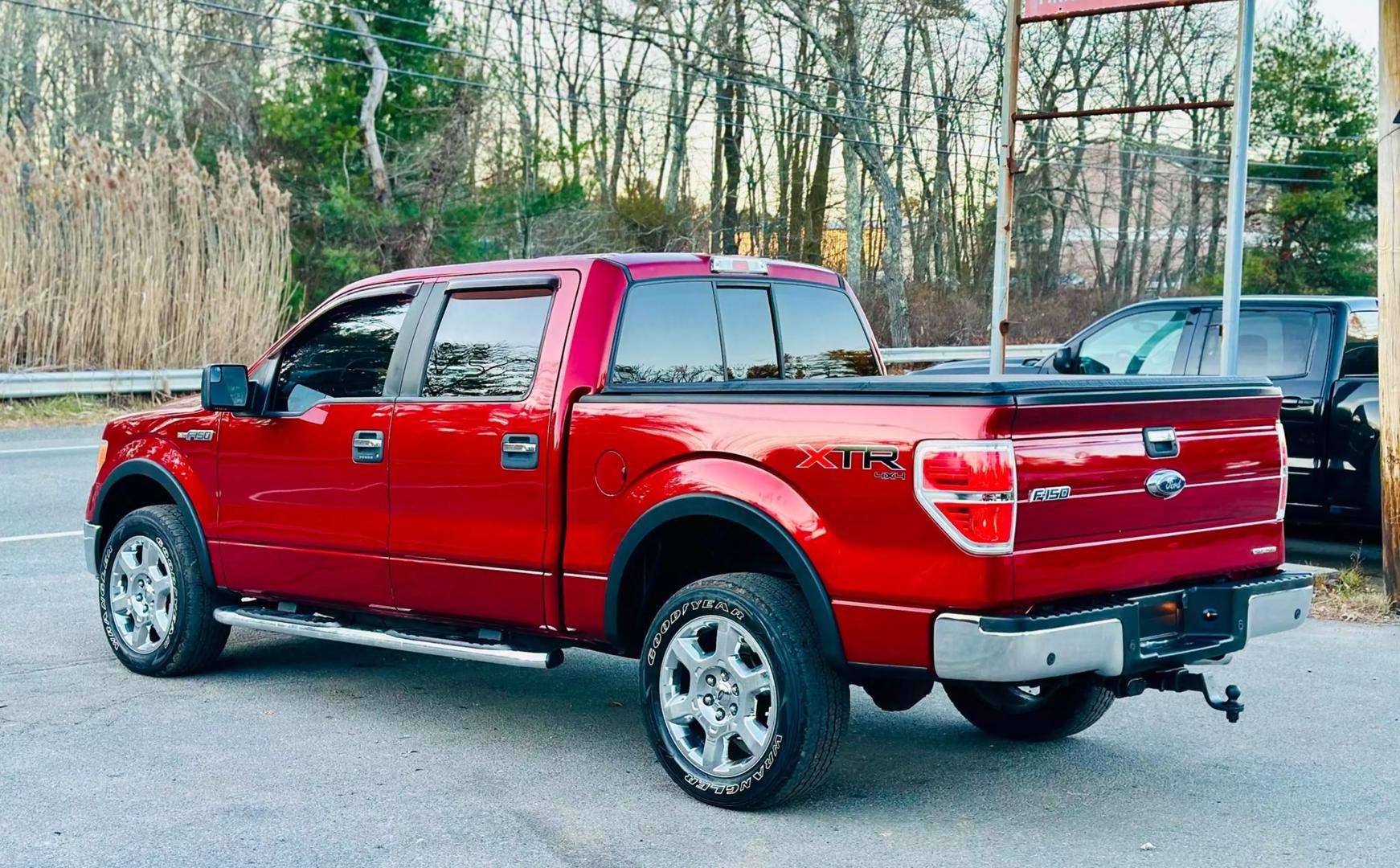 2014 Ford F-150 STX photo 14