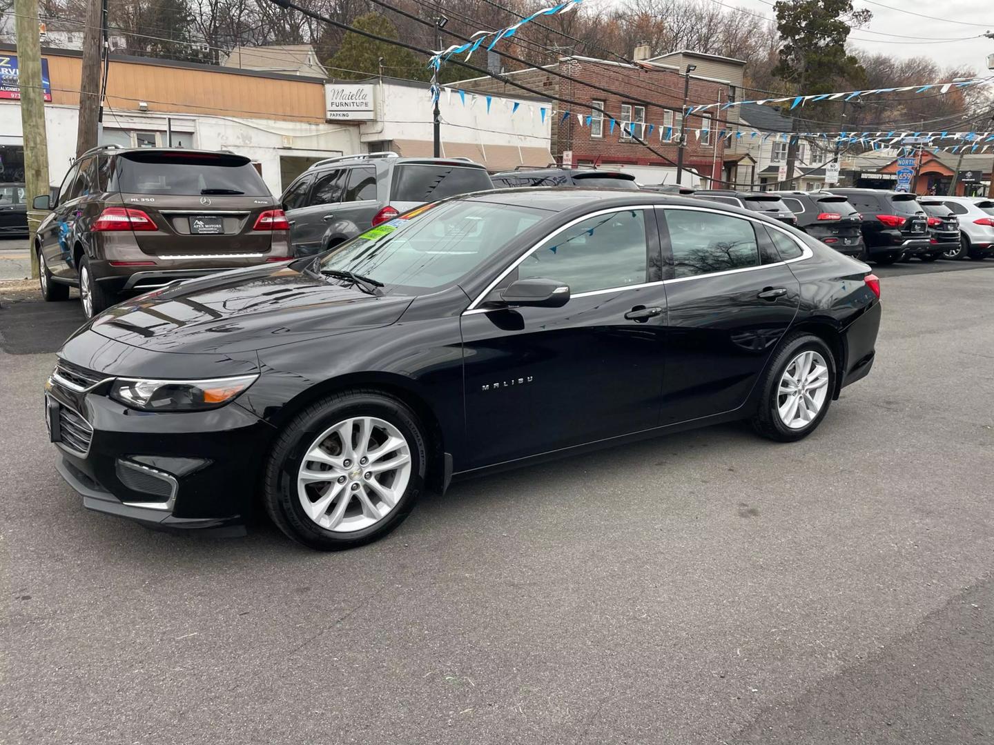 2016 Chevrolet Malibu 1LT photo 5