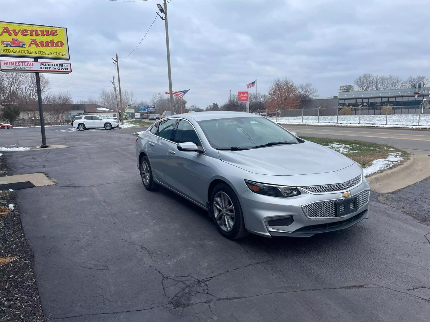 2016 Chevrolet Malibu 1LT photo 3