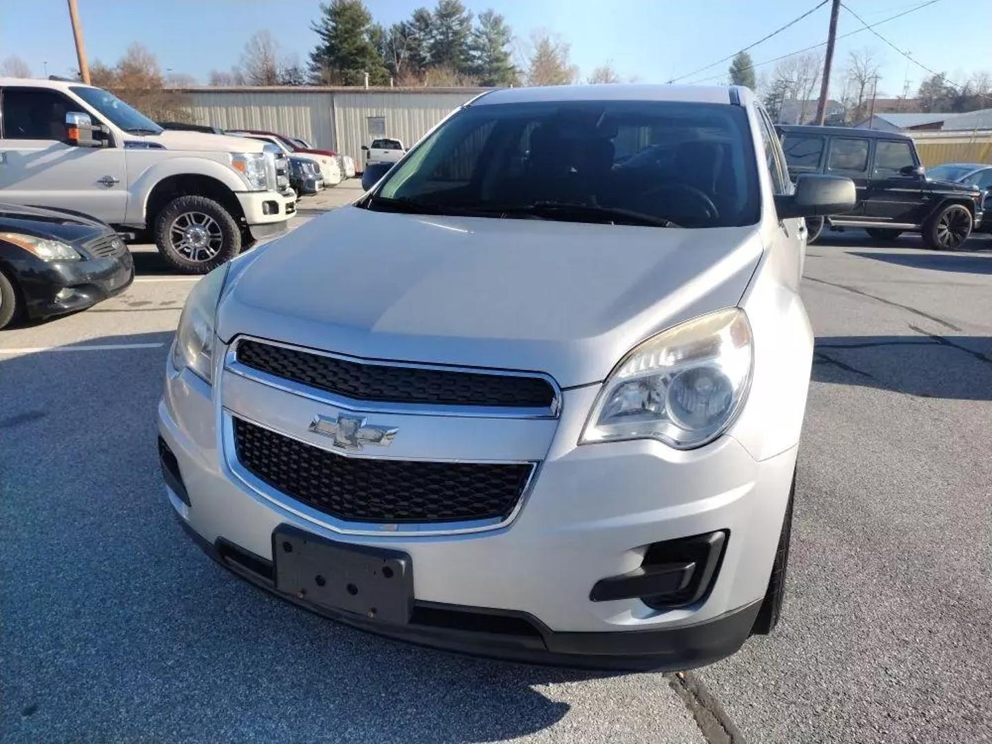 2013 Chevrolet Equinox LS photo 2