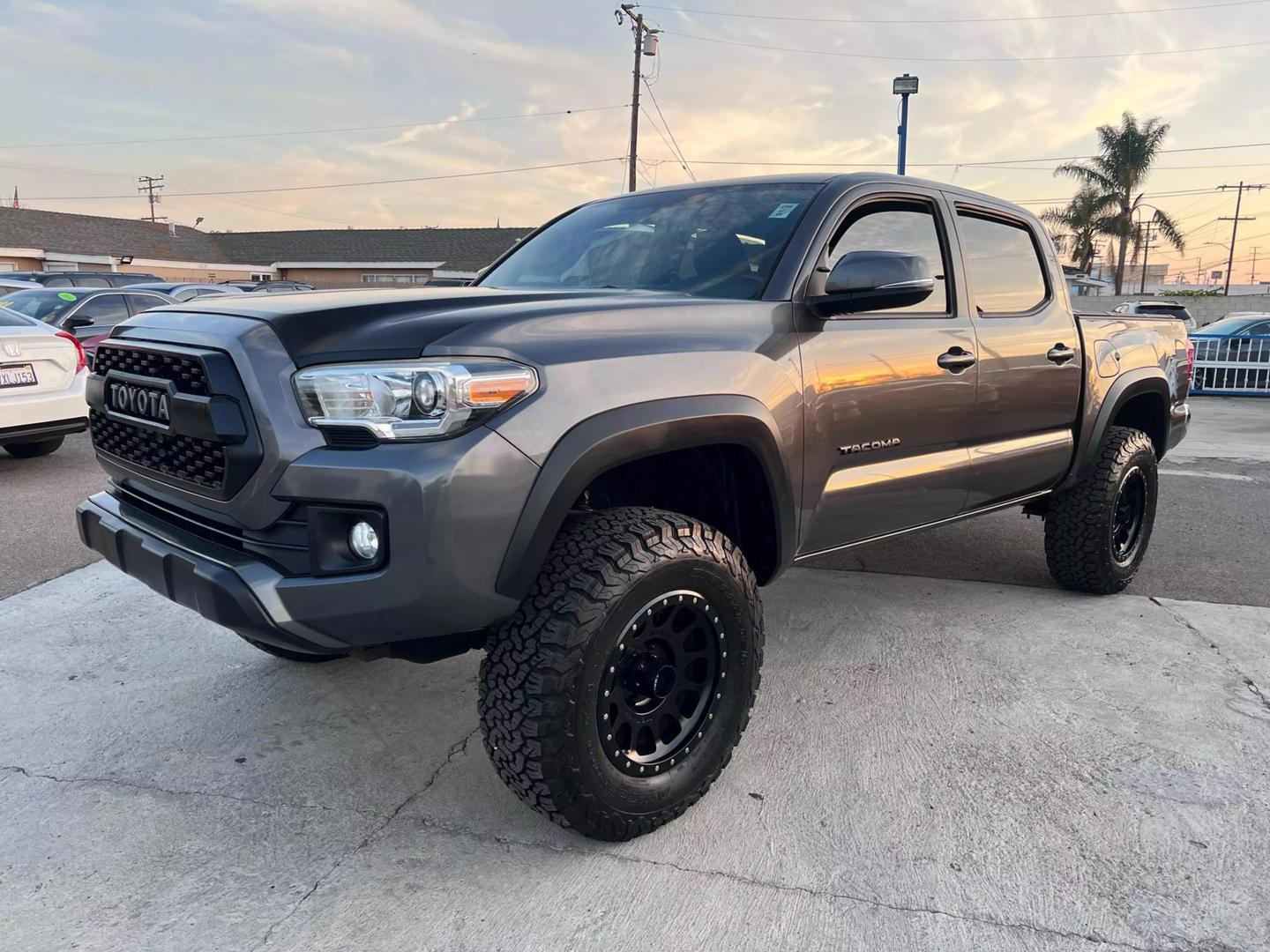 Toyota Tacoma's photo