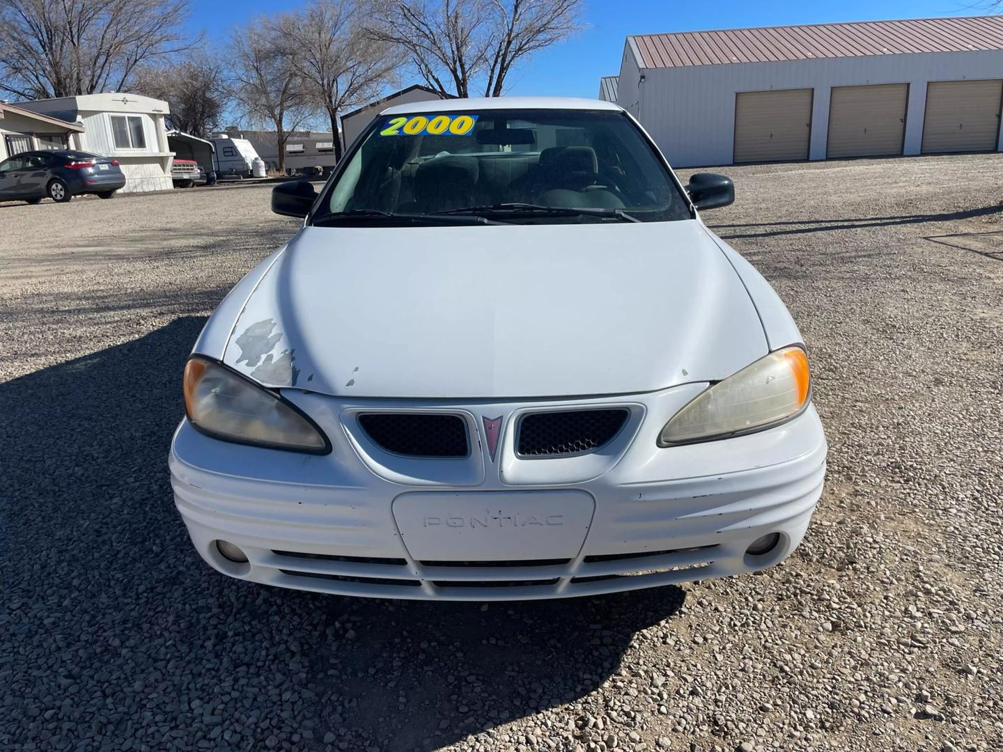 2000 Pontiac Grand Am SE1 photo 2