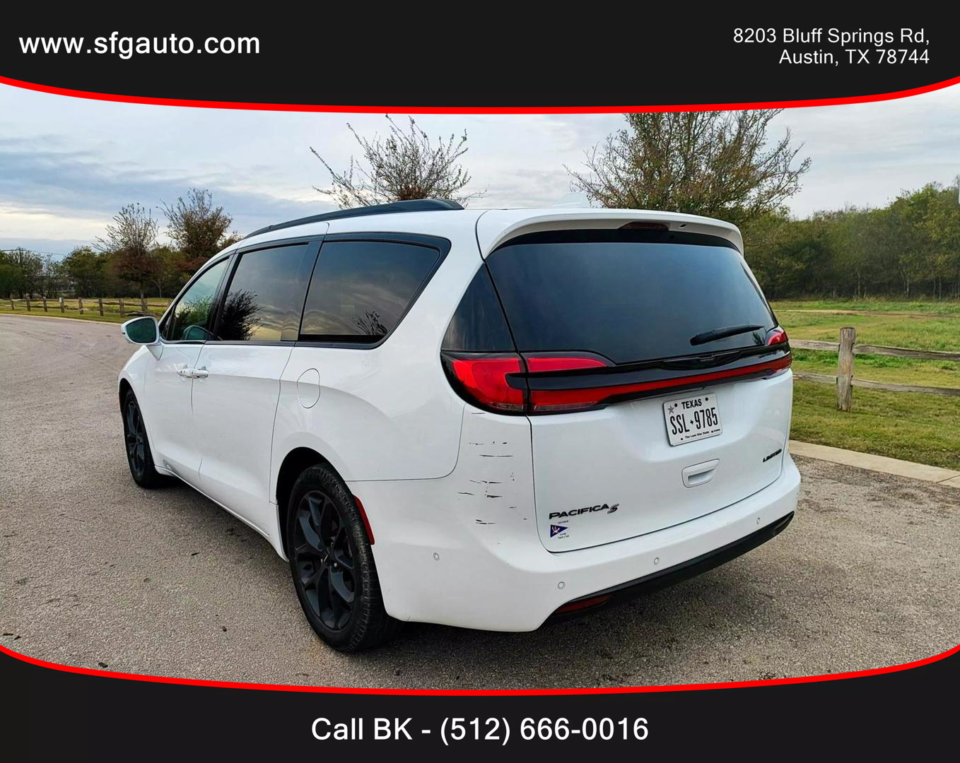 2022 Chrysler Pacifica Limited photo 4