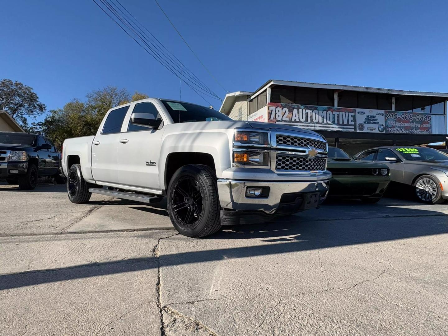 Chevrolet Silverado 1500's photo