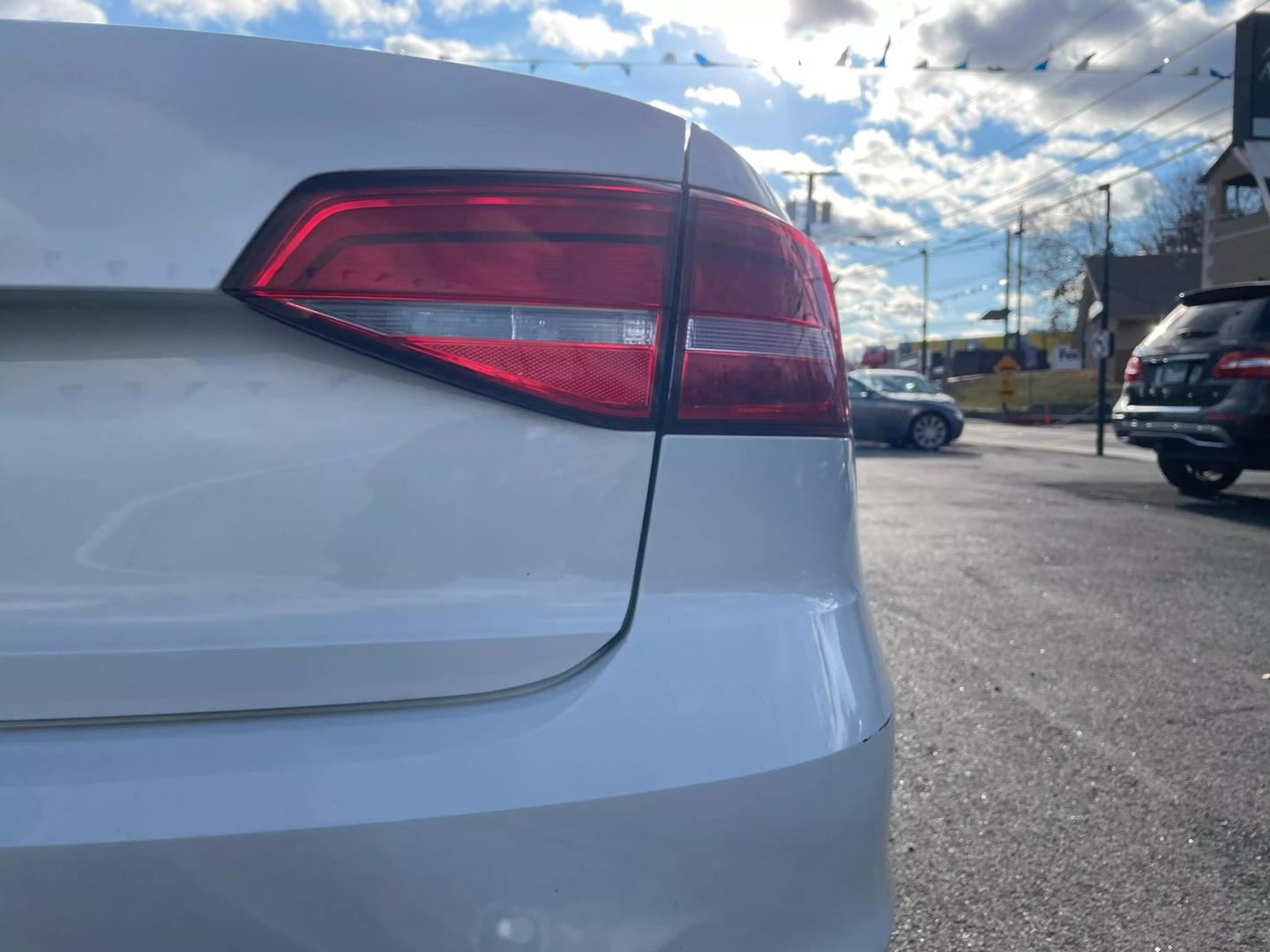 2015 Volkswagen Jetta S photo 11