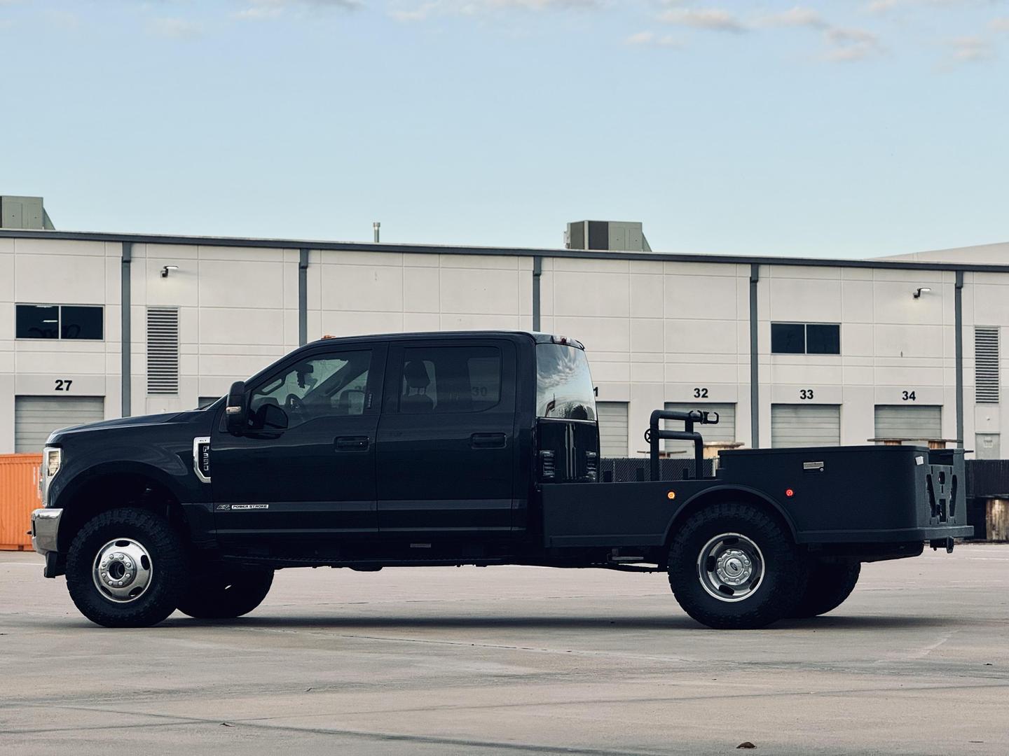 2019 Ford F-350 Super Duty XLT photo 13