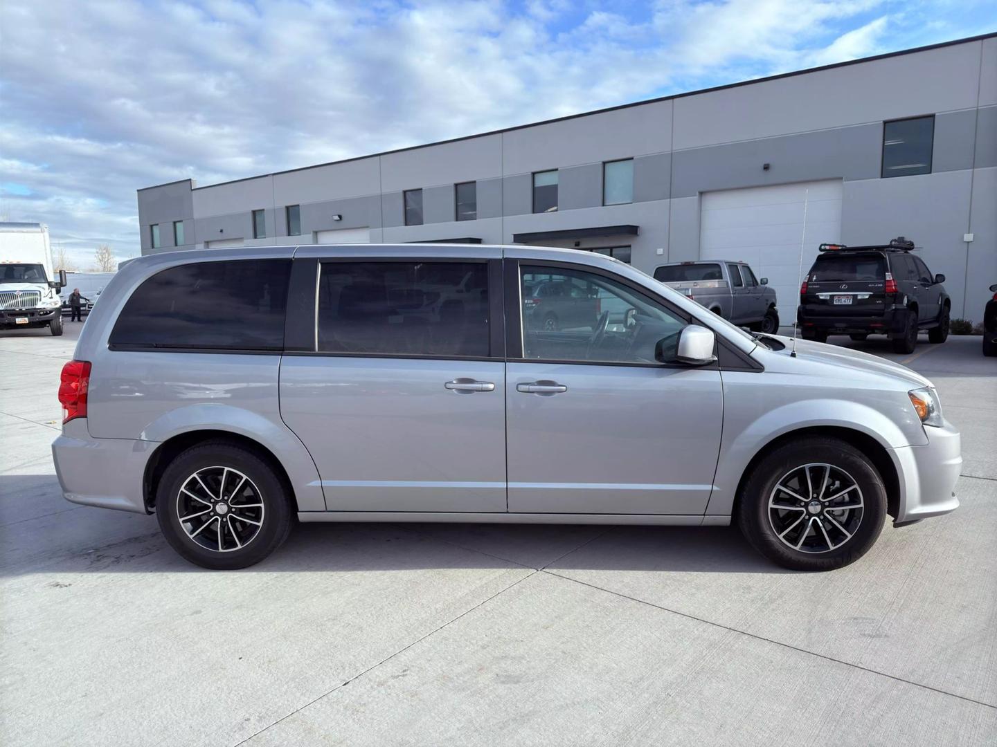 2018 Dodge Grand Caravan SE Plus photo 41