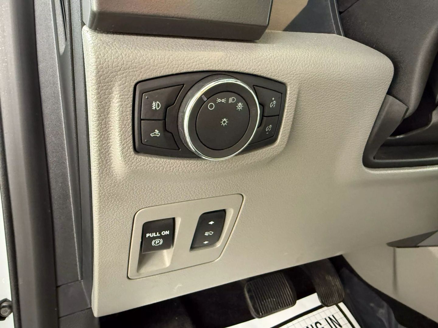 2018 Ford F150 Supercrew Cab - Image 37