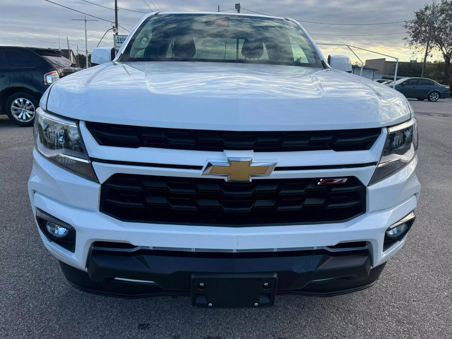 2022 Chevrolet Colorado LT photo 6