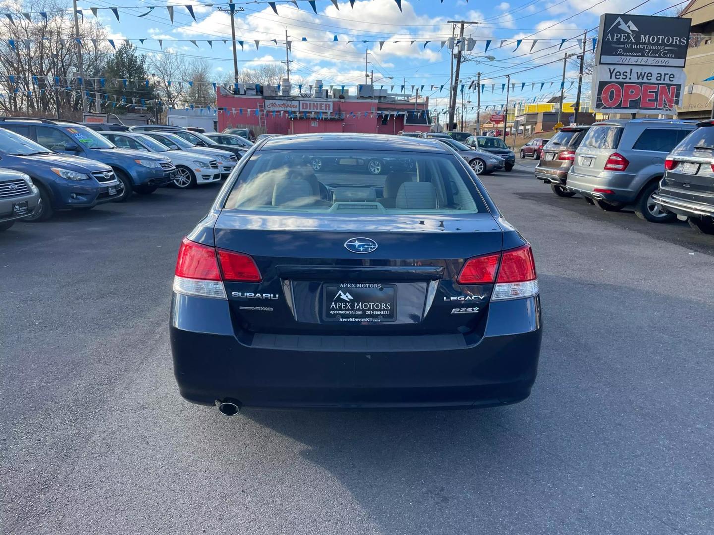 2013 Subaru Legacy I Premium photo 12