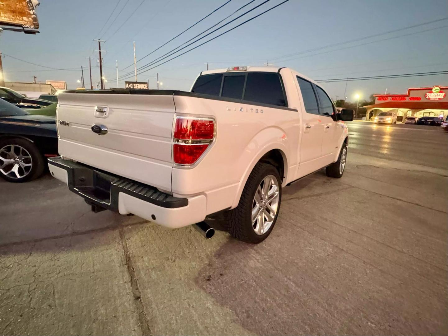 2013 Ford F-150 Limited photo 4