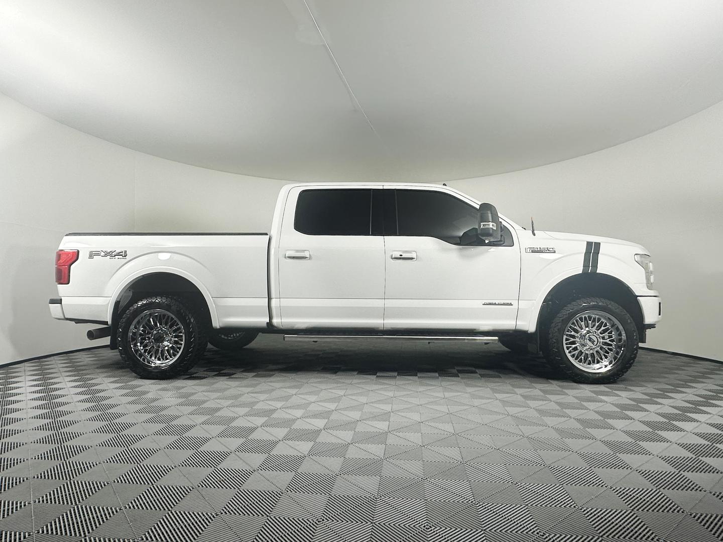 2019 Ford F-150 Lariat photo 8