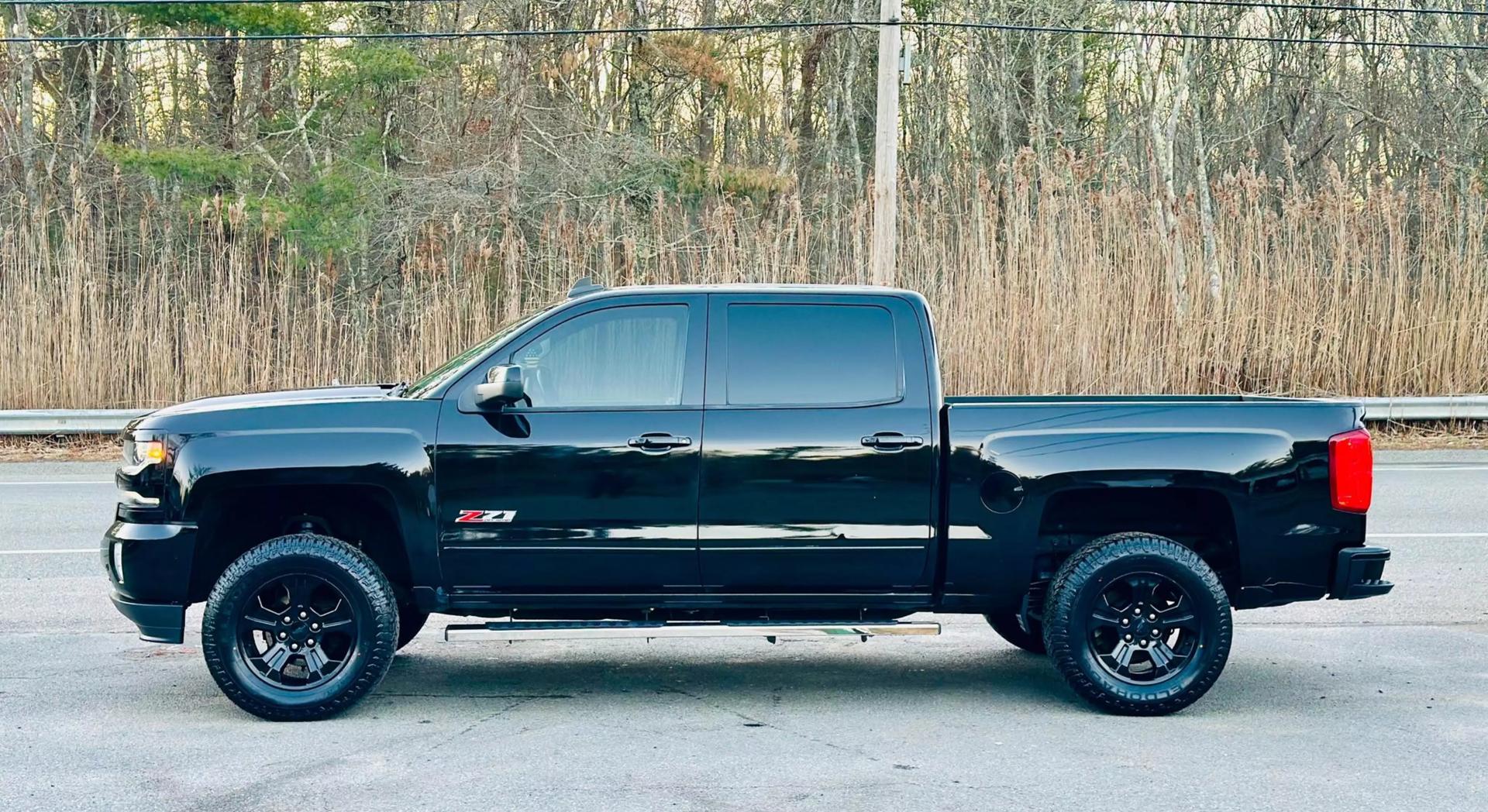 2018 Chevrolet Silverado 1500 LTZ Z71 photo 9