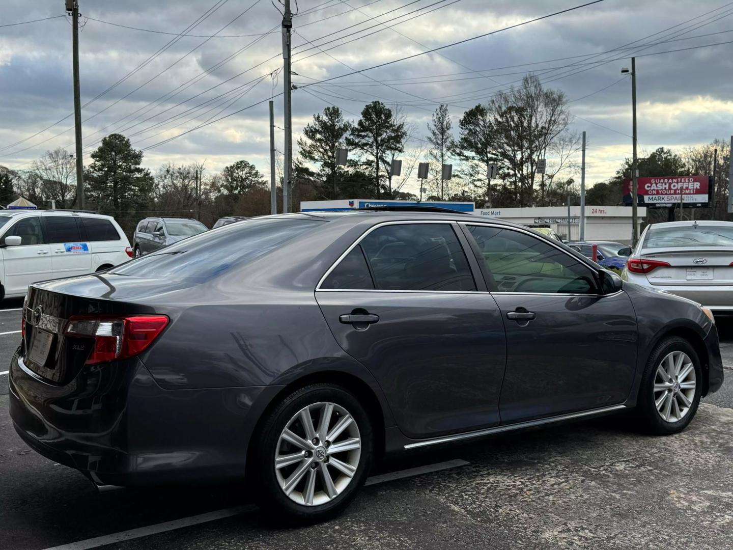 2012 Toyota Camry L photo 7