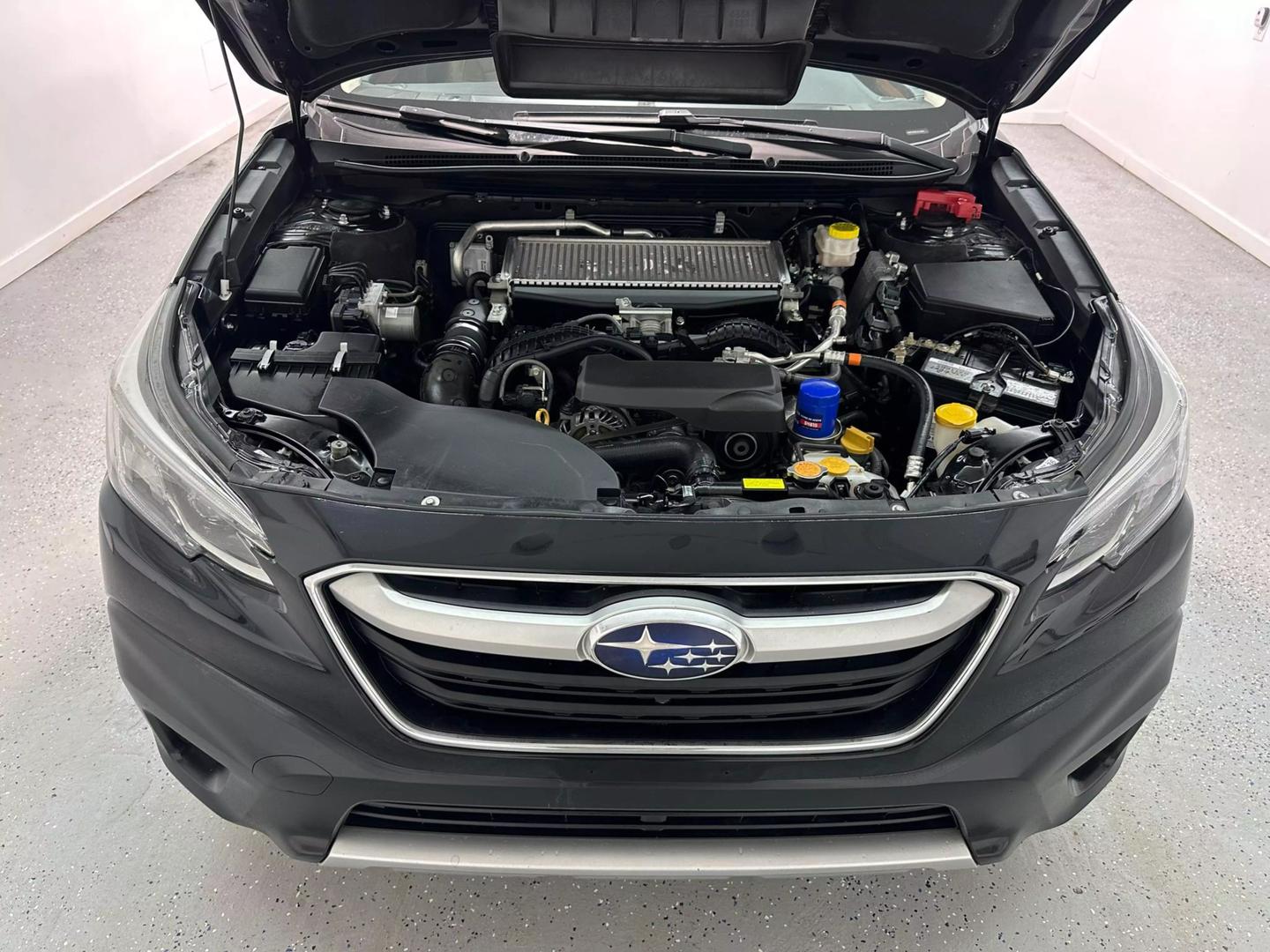 2020 Subaru Outback Touring photo 17