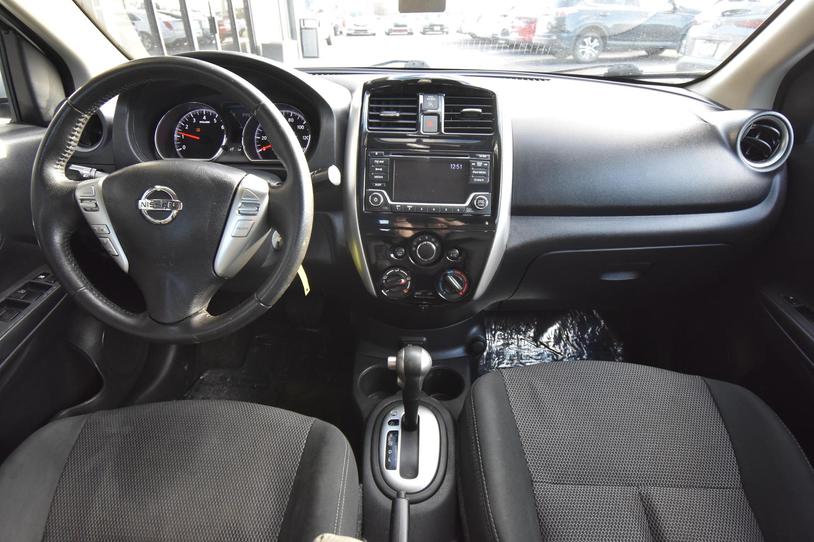 2018 Nissan Versa Sedan SV photo 13