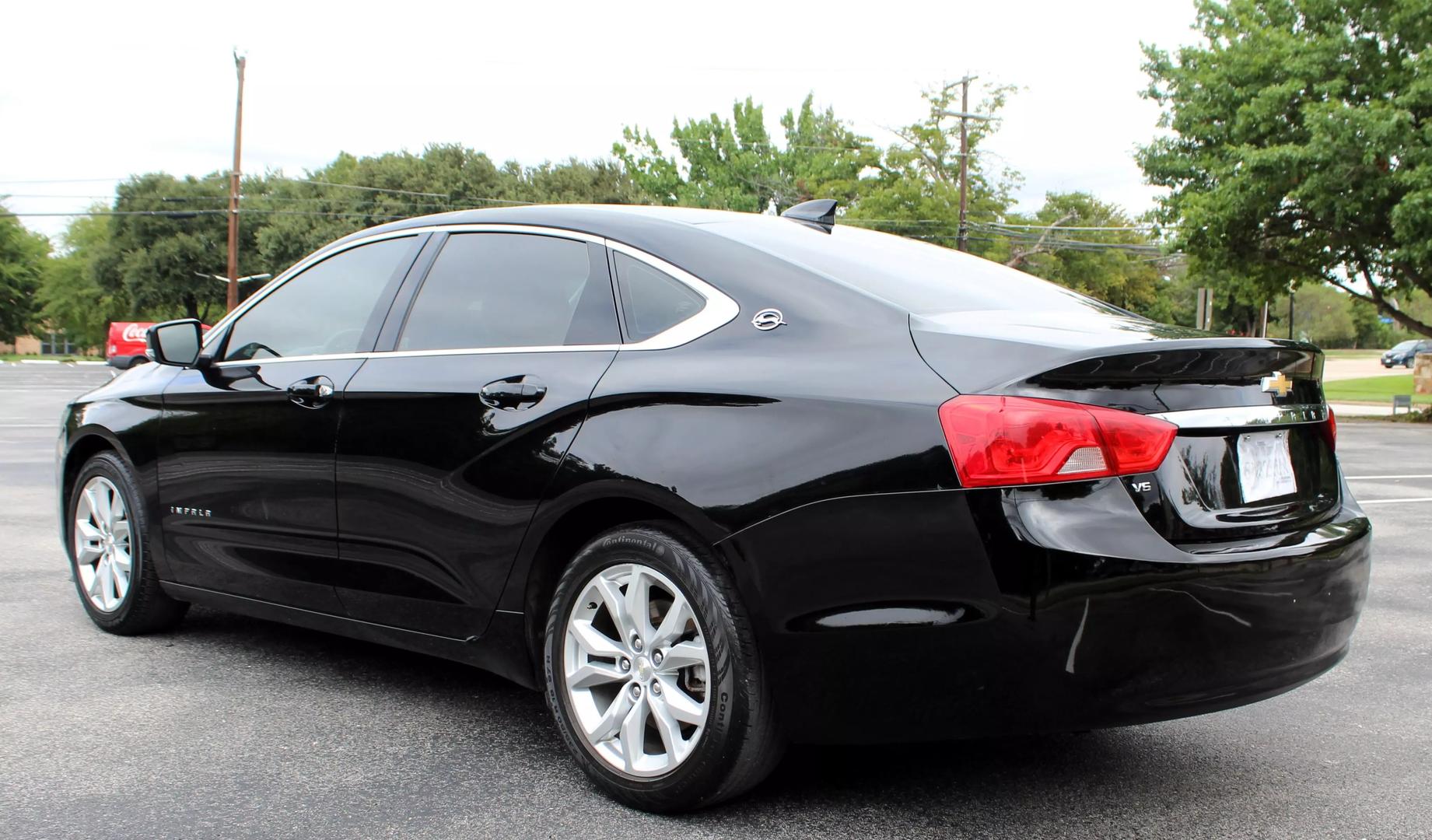 2017 Chevrolet Impala 1LT photo 14