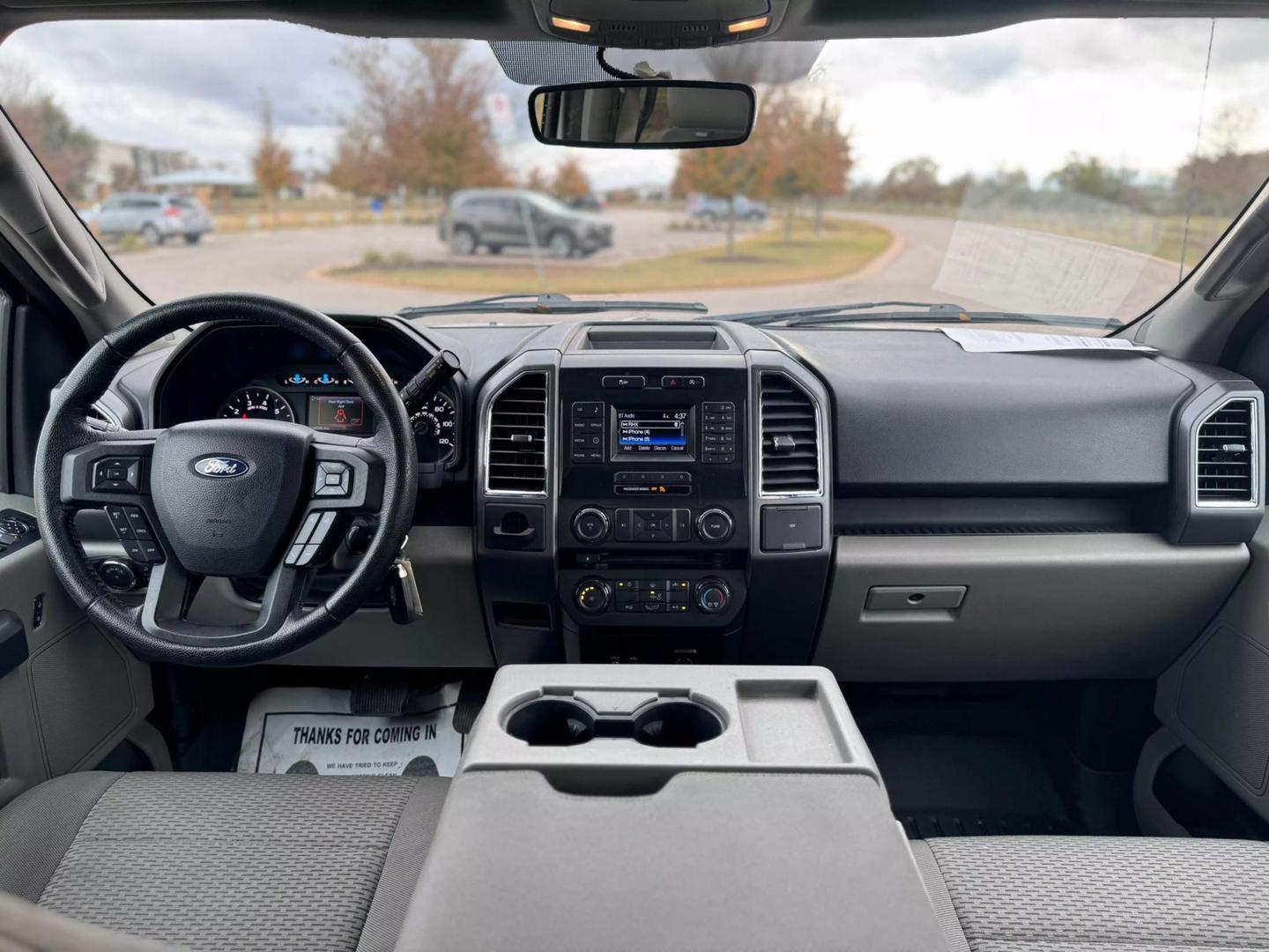 2015 Ford F-150 XLT photo 23