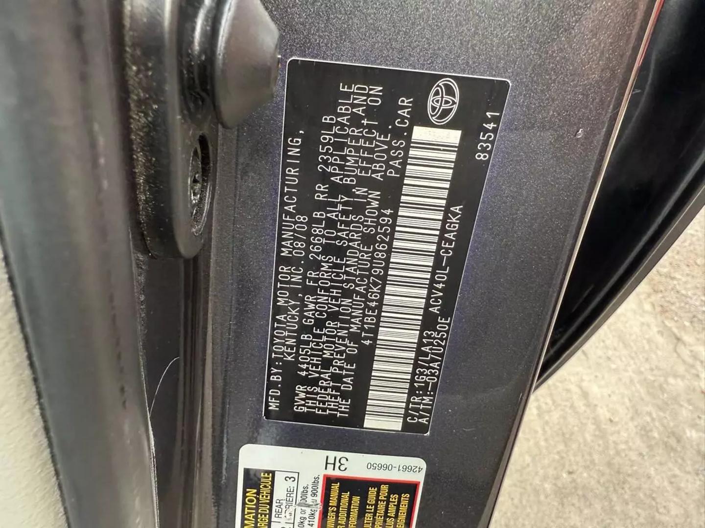 2009 Toyota Camry XLE photo 21