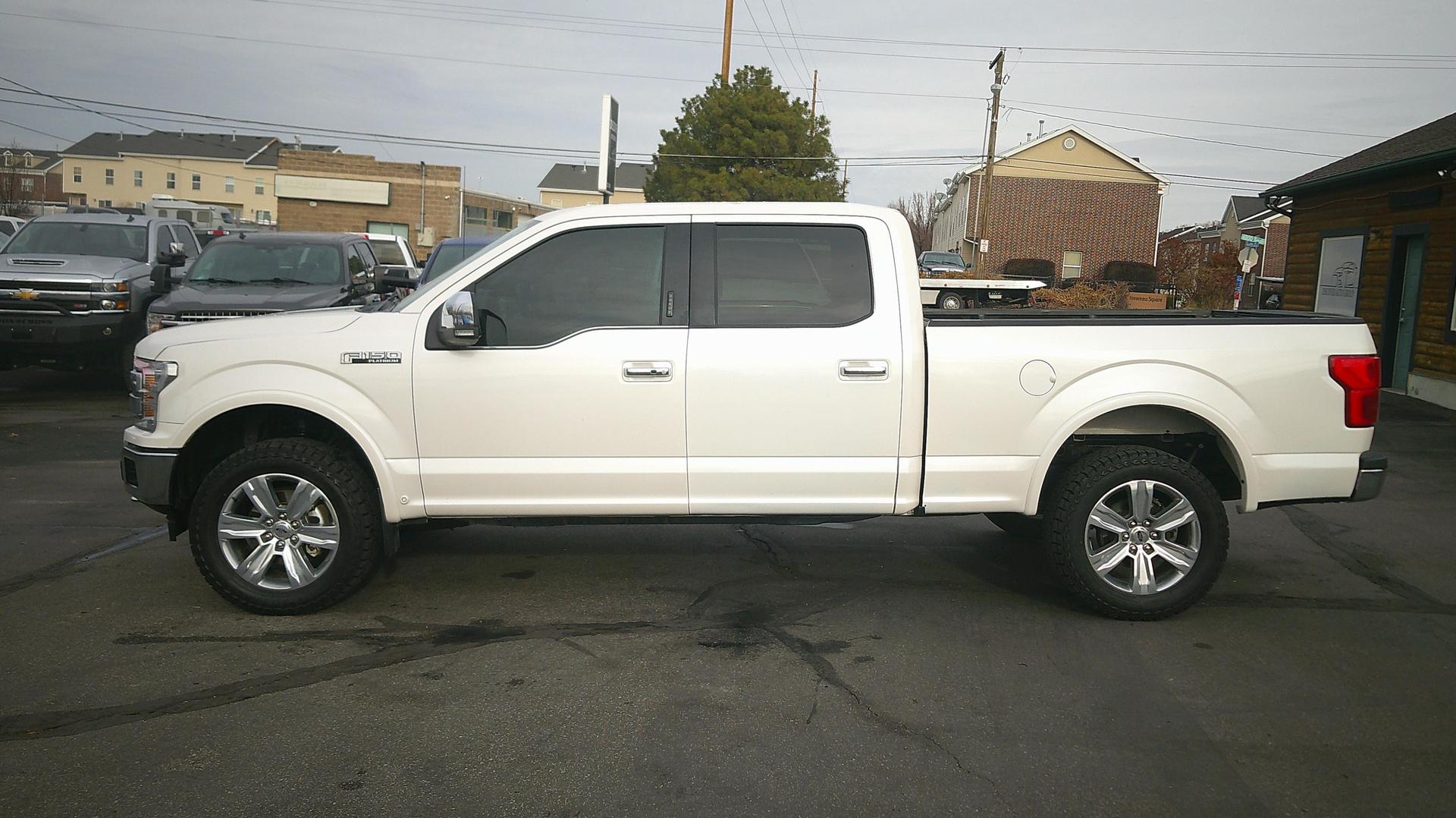 2018 Ford F-150 Platinum photo 2