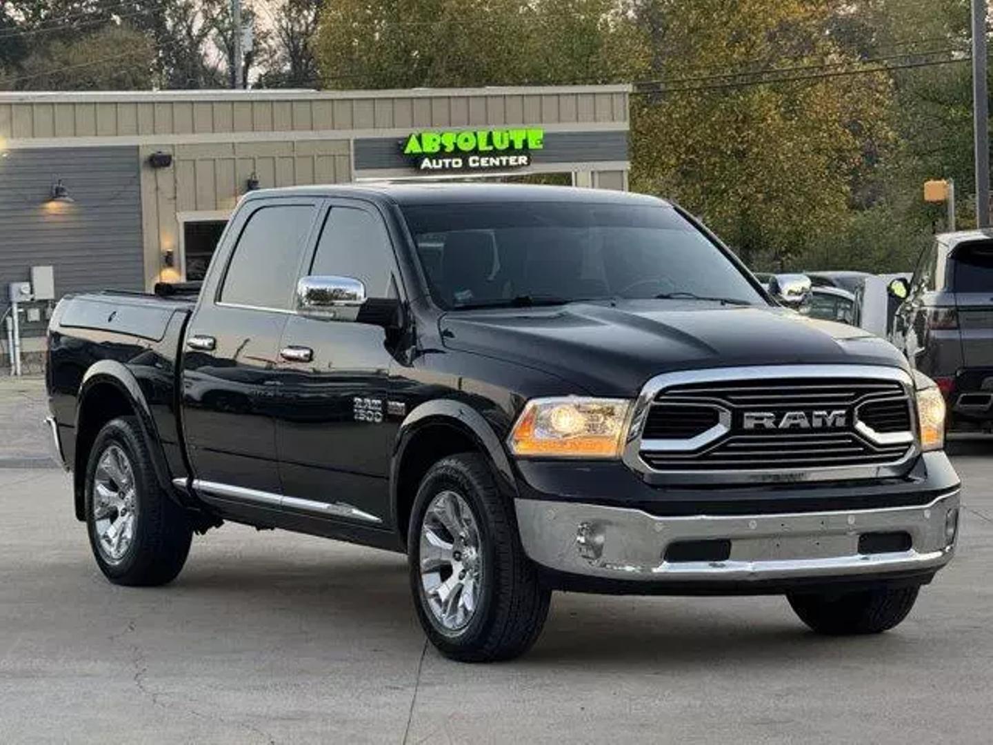 RAM Ram 1500 Pickup's photo