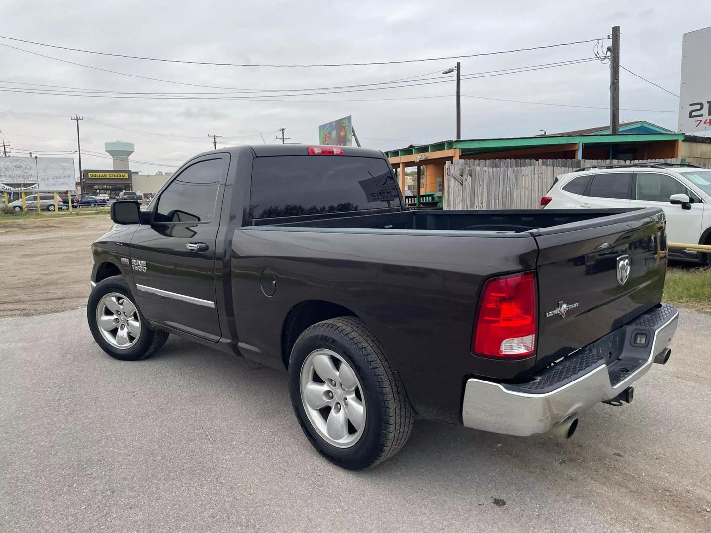 2017 RAM Ram 1500 Pickup Lone Star photo 4