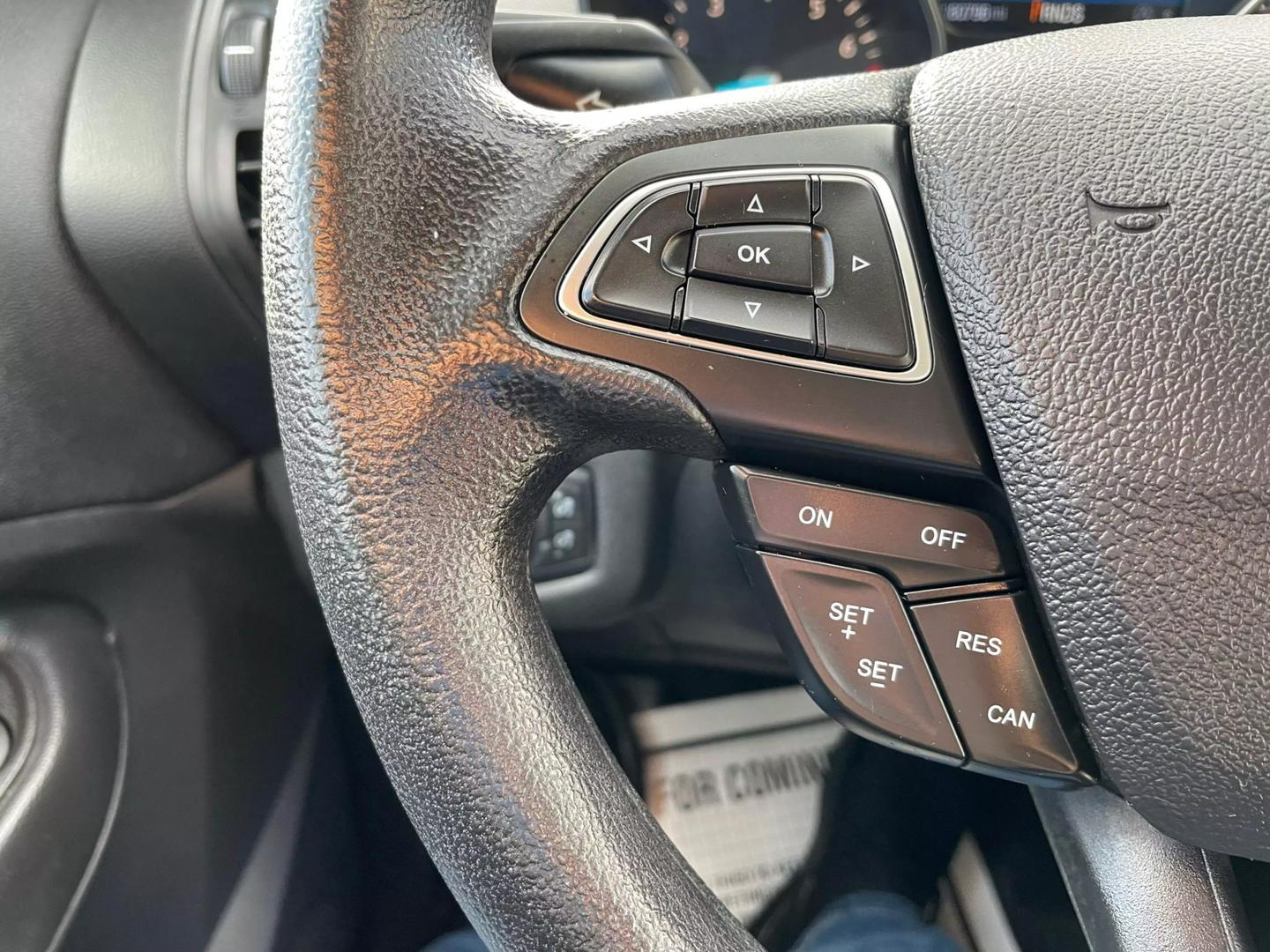 2019 Ford Escape SE photo 23