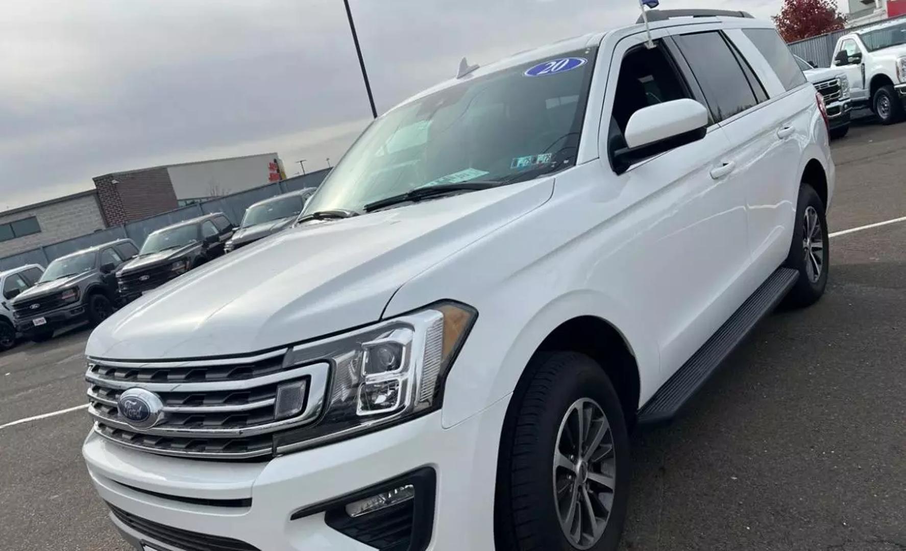 2020 Ford Expedition XLT photo 34